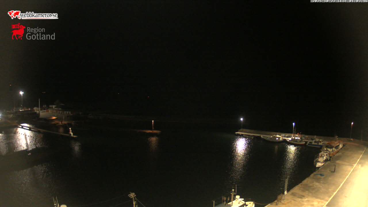 Gotland, Herrvik, udsigt mod fiskerihavnen / gæstehavnen