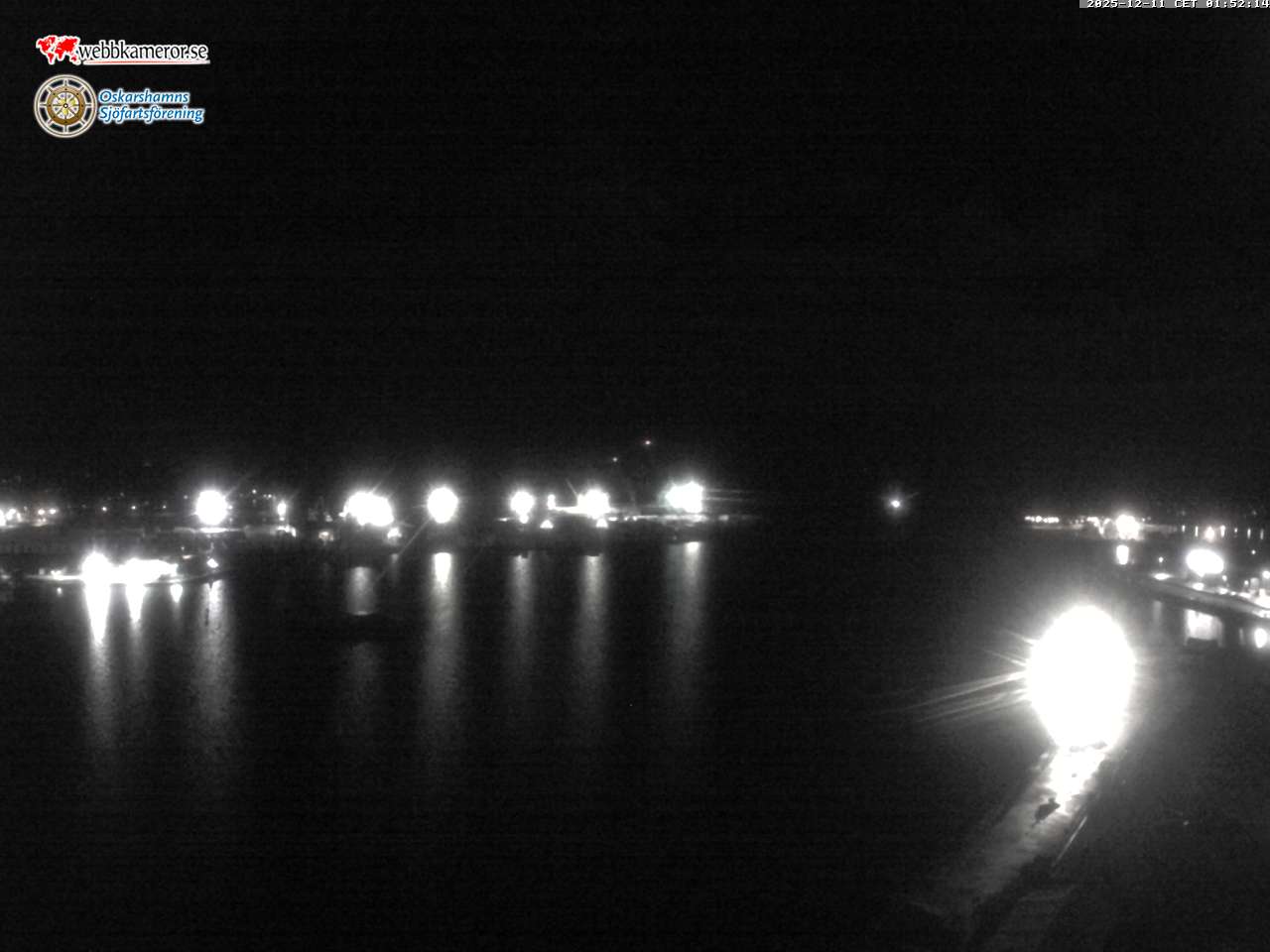 Oskarshamn, vista hacia la entrada del puerto