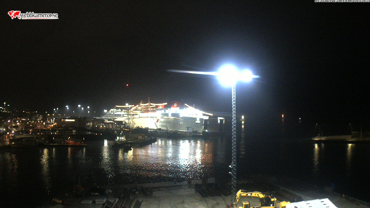 Γκότλαντ, λιμάνι Βίσμπι, θέα προς τον τερματικό σταθμό πορθμείων και την είσοδο του λιμανιού