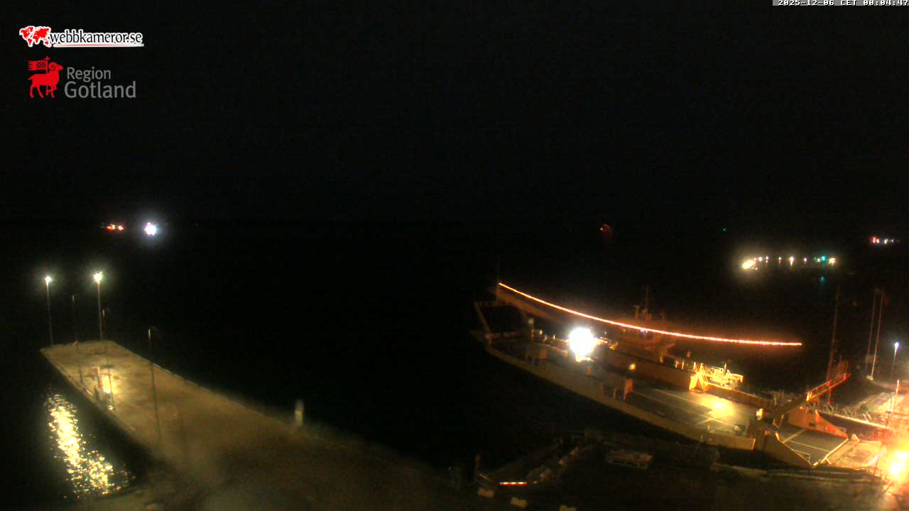 Gotland, Fårösund, θέα προς τον τερματικό σταθμό των φέρι, το πλοίο προς το Fårö 