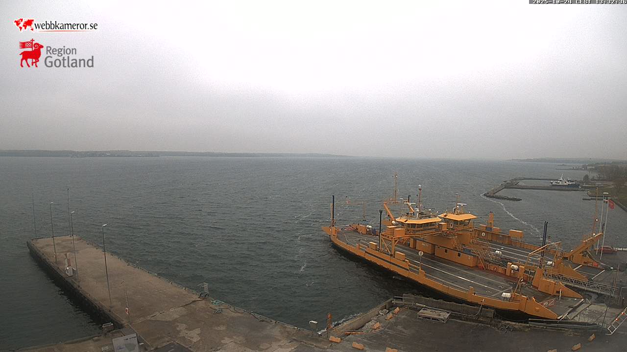 Gotland, Fårösund, vy mot färjeläget, färjan till Fårö